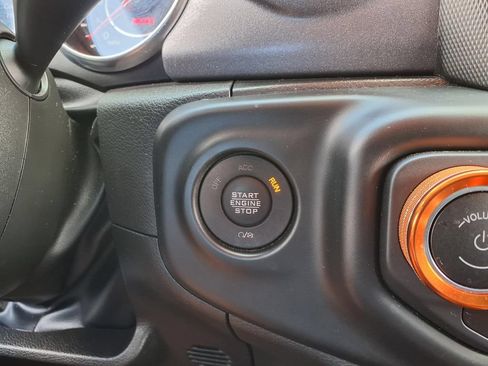 Used 2022 Jeep Gladiator Mojave w/ LED Lighting Group AWD/4WD image 30