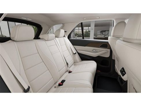 New 2025 Mercedes-Benz GLE 350 4MATIC image 5