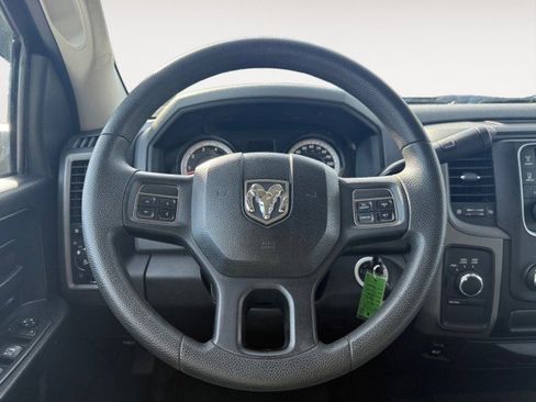 Used 2014 RAM 1500 Express image 10