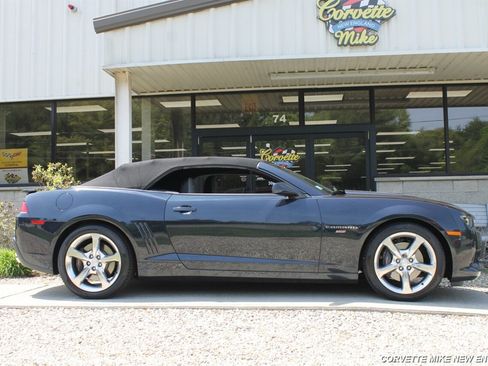 Used 2014 Chevrolet Camaro SS w/ RS Package RWD image 20
