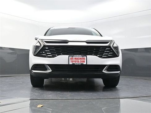 Used 2023 Kia Sportage EX image 28