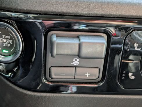 Used 2024 Chevrolet Silverado 1500 RST w/ Convenience Package II image 35