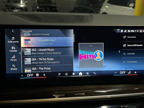 Used 2026 BMW X7 xDrive40i image 16