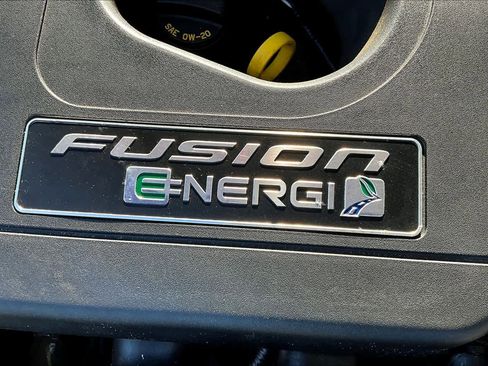 Used 2020 Ford Fusion Energi Titanium image 32