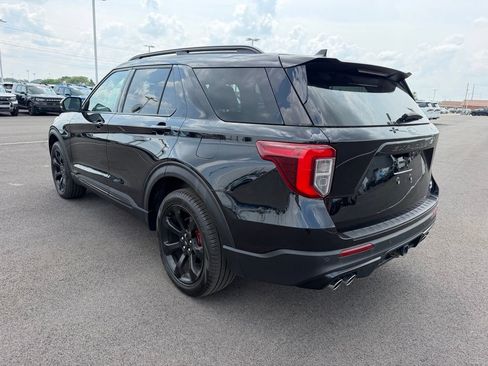 Used 2023 Ford Explorer ST w/ Technology Package AWD/4WD image 7