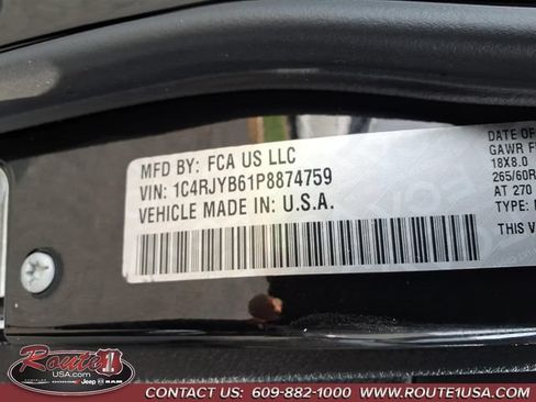 Used 2023 Jeep Grand Cherokee 4WD 4xe w/ Luxury Tech Group II image 38