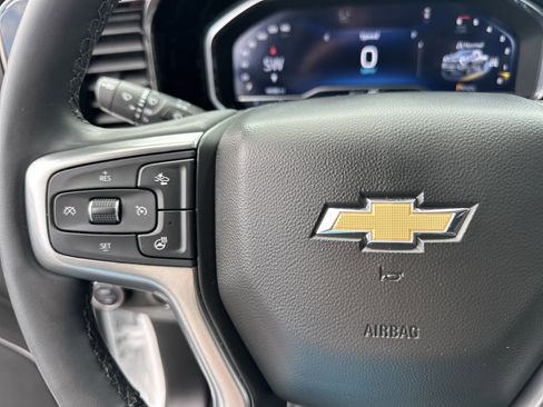 Used 2025 Chevrolet Silverado 2500 LTZ w/ LTZ Plus Package image 26