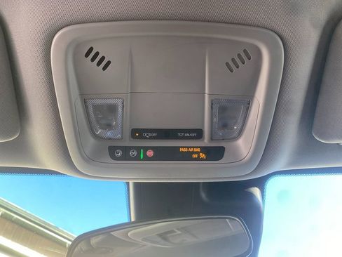 Used 2023 Chevrolet Malibu LT image 23