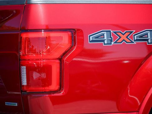 Used 2019 Ford F150 Lariat w/ Equipment Group 502A Luxury AWD/4WD image 27