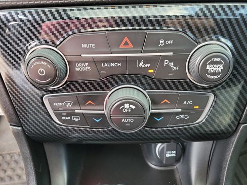 Used 2019 Dodge Charger Scat Pack w/ Daytona Edition Group image 14