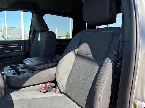 New 2026 RAM 3500 Big Horn AWD/4WD image 15