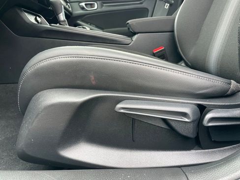 Certified 2025 Honda Civic Sport image 24