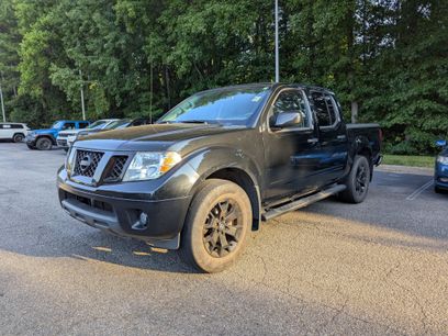 Used 2021 Nissan Frontier SV w/ Midnight Edition Floor Mats