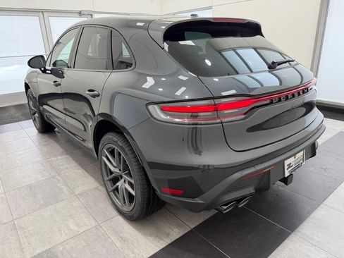 New 2025 Porsche Macan image 3
