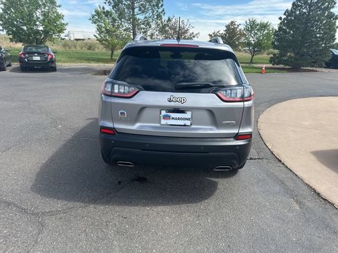 Used 2019 Jeep Cherokee Latitude Plus w/ Comfort/Convenience Group AWD/4WD image 35
