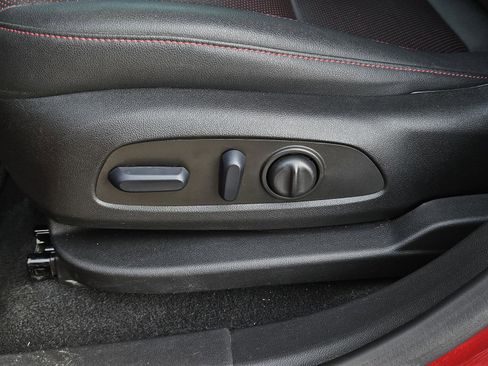 Used 2023 Chevrolet Blazer RS w/ Driver Confidence II Package image 28