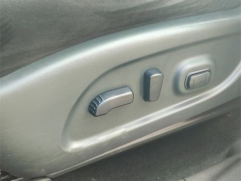 Used 2020 Nissan Murano SV image 15