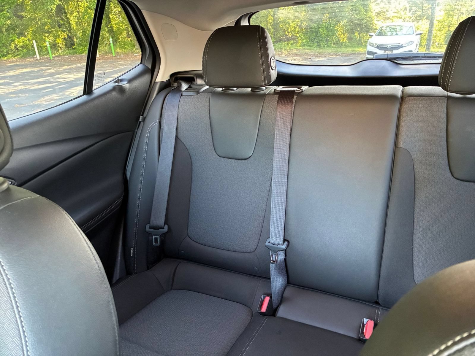 Used 2025 Buick Encore GX Preferred FWD image 37