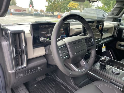 New 2026 GMC Hummer EV 4x4 Crew Cab image 44