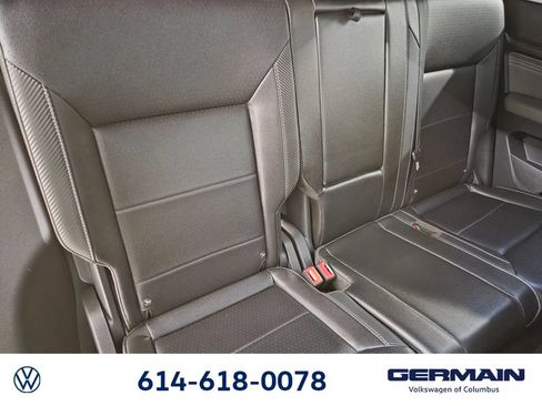 Used 2021 Volkswagen Atlas Cross Sport SE AWD/4WD image 19