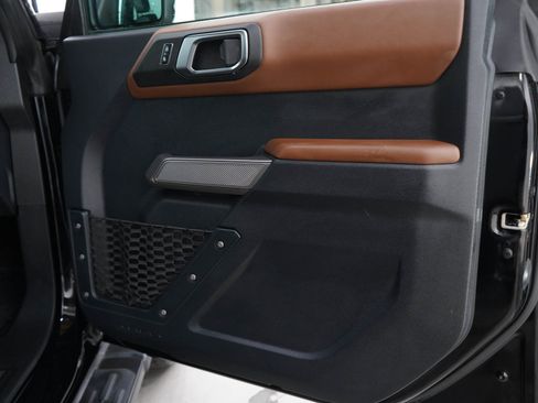 Used 2022 Ford Bronco Outer Banks AWD/4WD image 10