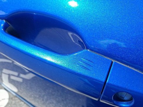 Used 2021 Honda CR-V Touring image 17