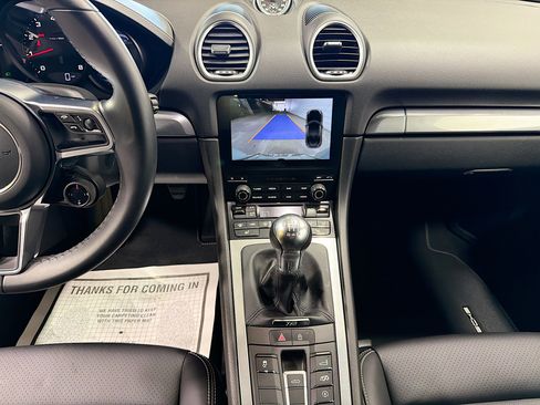 Certified 2024 Porsche 718 Boxster image 18