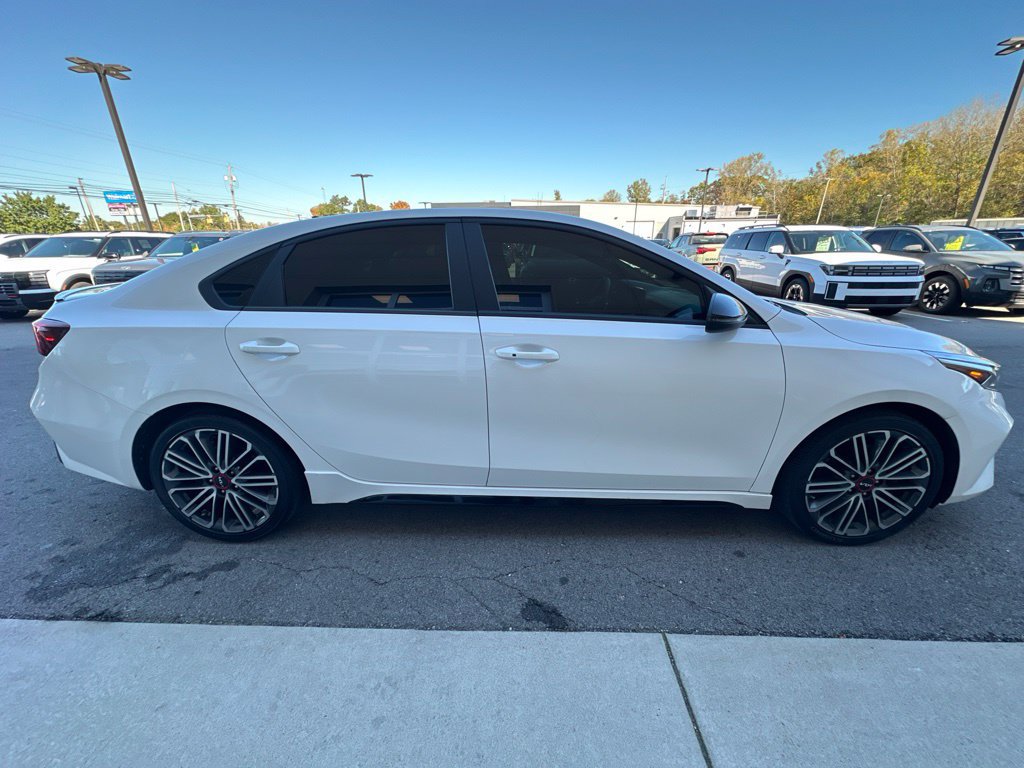 Used 2024 Kia Forte GT FWD image 2
