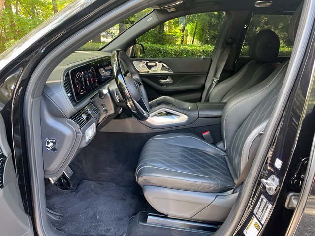 Used 2025 Mercedes-Benz Maybach GLS 600 4MATIC image 5