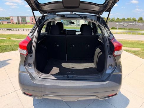 Used 2019 Nissan Kicks SV FWD image 26
