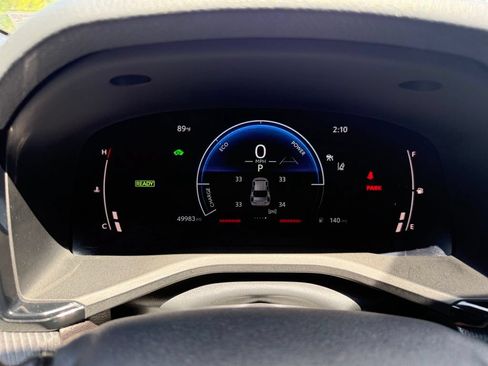 Used 2025 Toyota Camry SE w/ Multimedia Upgrade Package FWD image 13