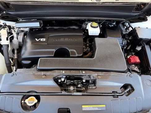 Used 2020 Nissan Pathfinder SL image 33