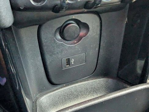 Used 2022 MINI Cooper SE image 17