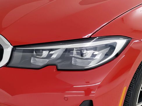 Used 2020 BMW 330i Sedan w/ Driving Assistance Package image 8