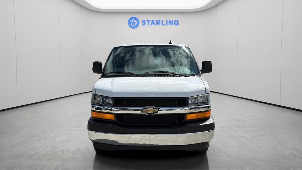 Used 2025 Chevrolet Express 2500 w/ Driver Convenience Package RWD image 2