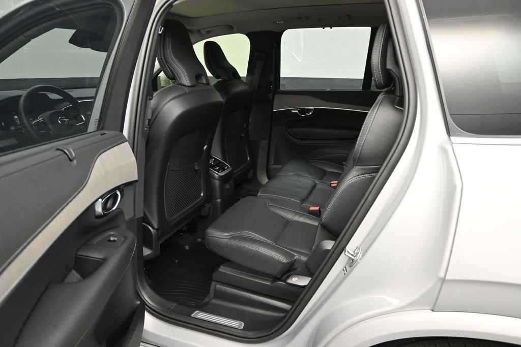 Used 2025 Volvo XC90 T8 Ultra w/ Protection Package Premier AWD/4WD image 15