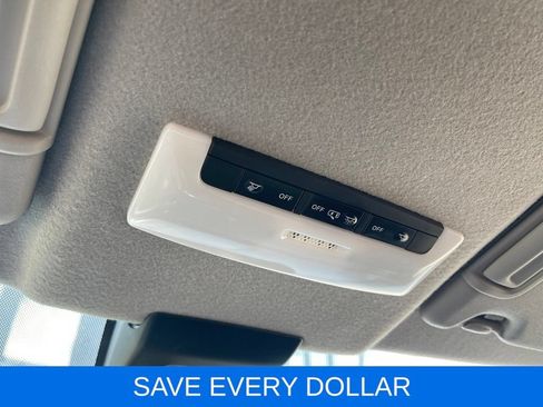 Used 2021 Nissan Kicks SV FWD image 20
