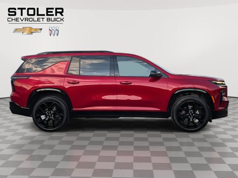 Used 2024 Chevrolet Traverse RS w/ LPO, Floor Liner Package AWD/4WD image 6