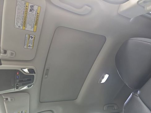 Used 2024 Subaru Outback Touring image 30