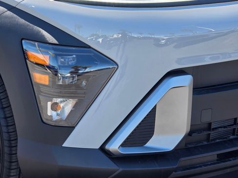 New 2026 Hyundai Kona SEL Sport FWD image 4
