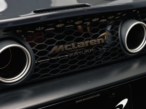 New 2026 McLaren Artura Spider RWD image 13