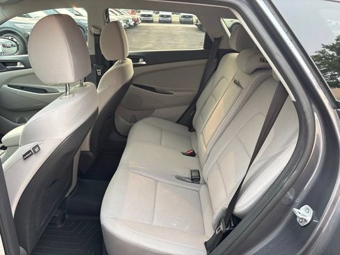 Used 2019 Hyundai Tucson SE AWD/4WD image 9