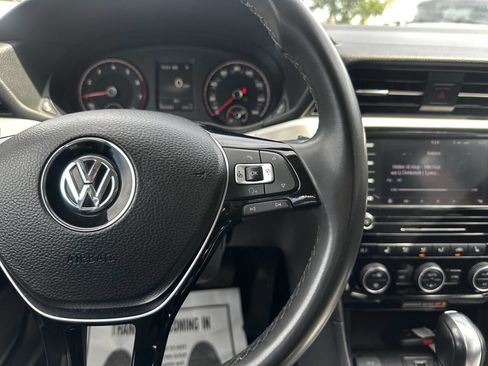 Used 2021 Volkswagen Passat 2.0T SE image 26