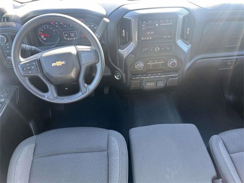 Used 2023 Chevrolet Silverado 1500 Custom image 12