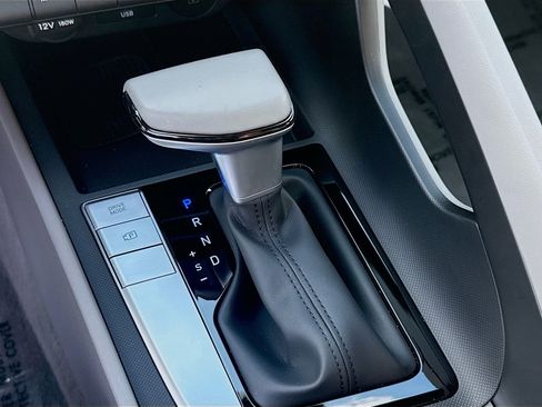 Certified 2026 Hyundai Elantra Sport FWD image 13