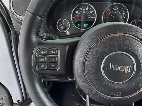 Used 2013 Jeep Wrangler Unlimited Sahara w/ Dual Top Group AWD/4WD image 44