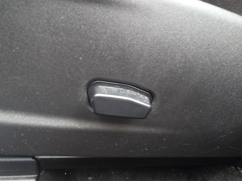 Used 2016 Dodge Charger SE image 28