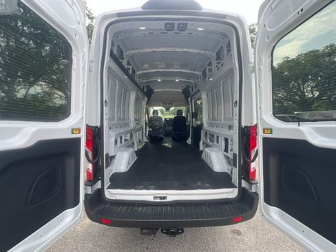 Used 2025 Ford Transit 250 148 High Roof RWD image 11
