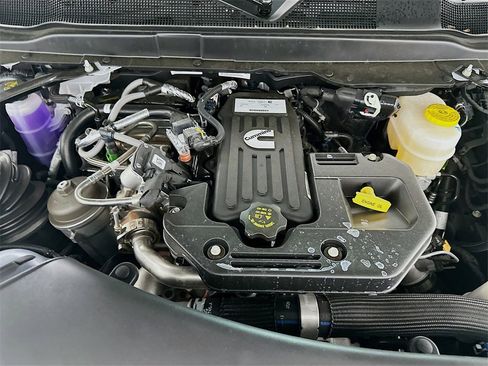 New 2025 RAM 2500 Laramie image 18