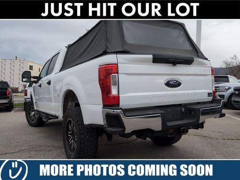 Used 2017 Ford F250 XLT image 8